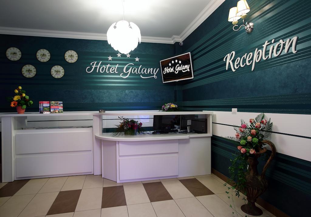 Hotel Galany Radauti Exterior photo